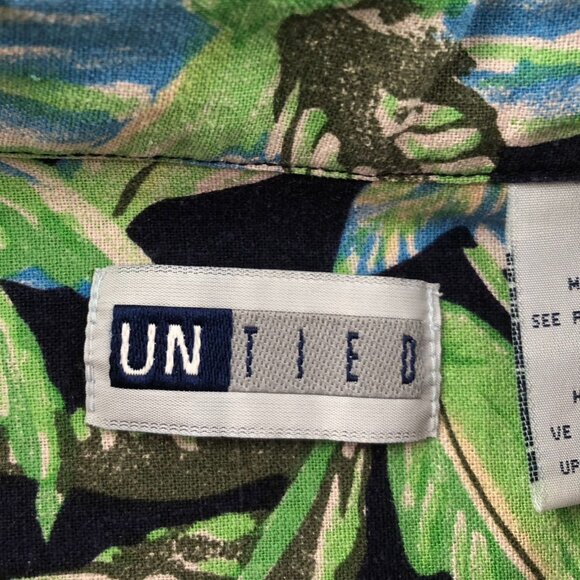 Untied Mens Hawaiian Shirt Size XL 100% Silk Navy Floral Short Sleeve Casual Y2K - Picture 3 of 12